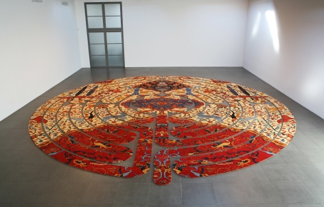 Su-Mei Tse Proposition de détour, 2006 wool carpet 29 feet 6 inches diameter 9 meters diameter (SMT06-01)