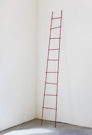 Rote Leiter (The Scale), 2014
